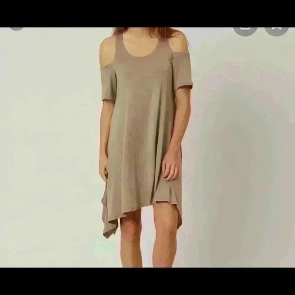 bKe cold shoulder dress - Picture 1 of 4